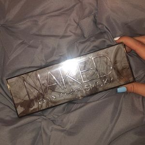NAKED Smokey palette